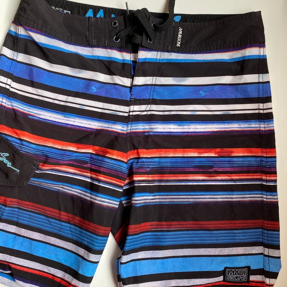 Maui and Sons Men’s Black Shark4 way stretch